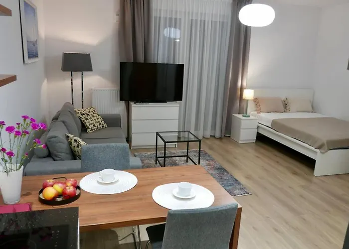 Branickiego 23 Apartment With Ac-Close To Medicover And Paley