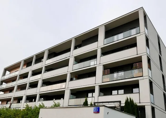 Branickiego 23 Apartment With Ac-Close To Medicover And Paley