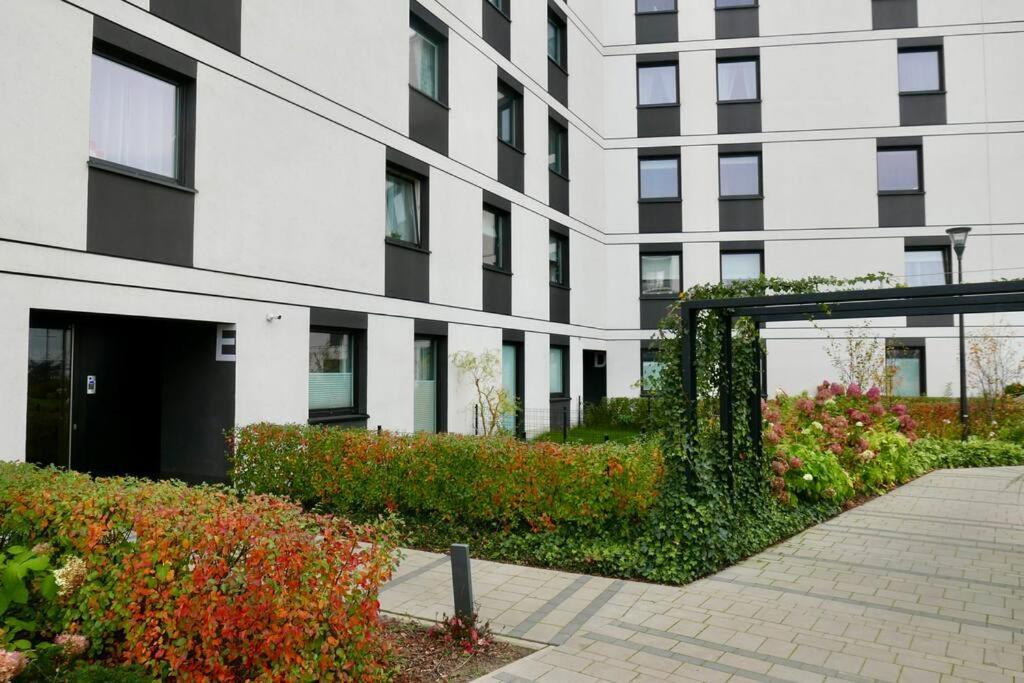 Apartment Branickiego 23 With Ac-close To Medicover And Paley